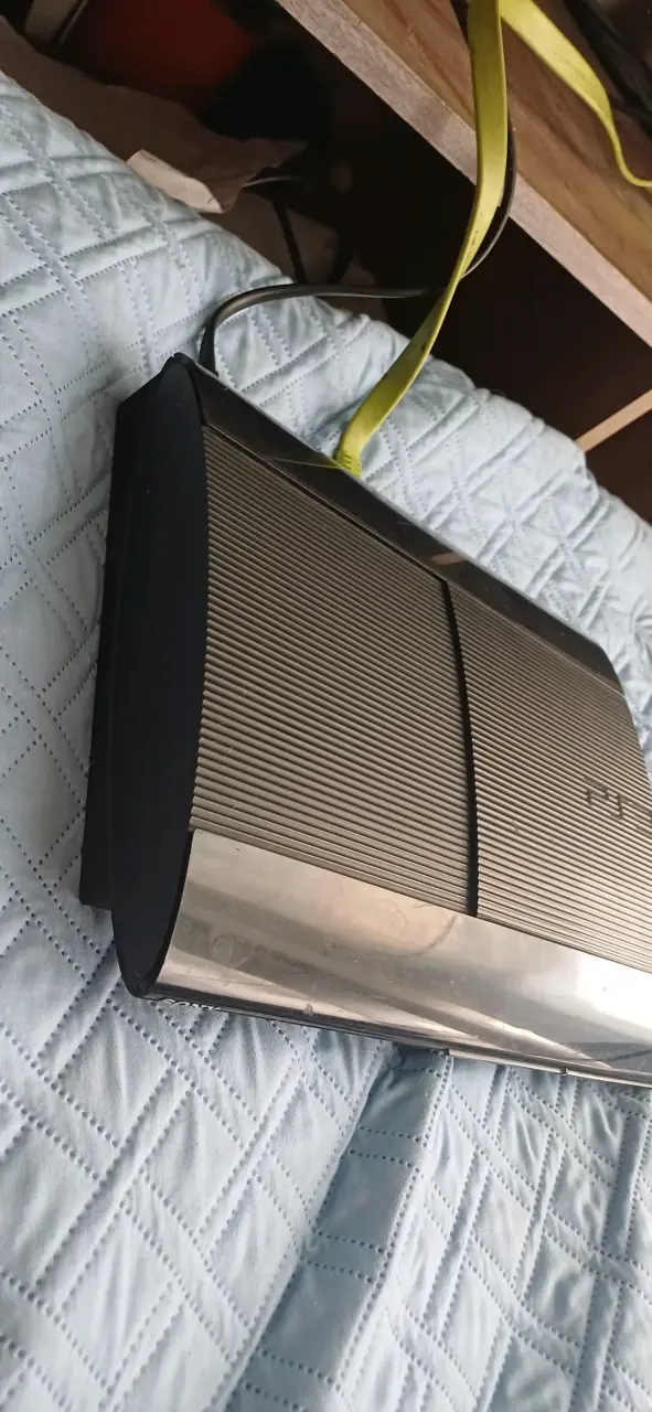 Consola PlayStation 3 negra precio negociable - 3