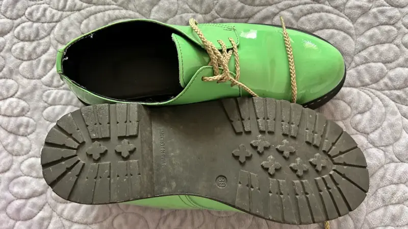 Zapatos verdes de charol - 3