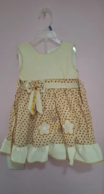 Chaquetas, vestidos, chalecos desde 6 meses - miniatura 2