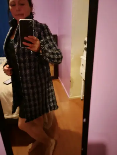 Chaqueta tejida a cuadros azul - miniatura 4