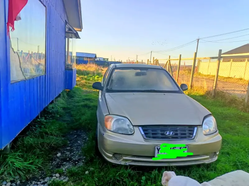 Auto Hyundai usado en buen estado - 1