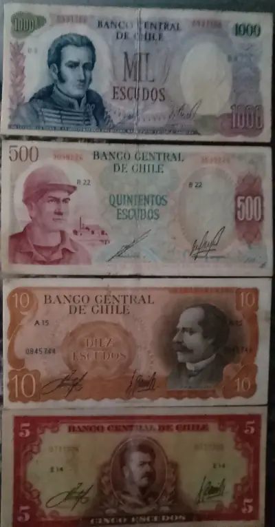 Billetes antiguos chilenos en escudos - miniatura 2
