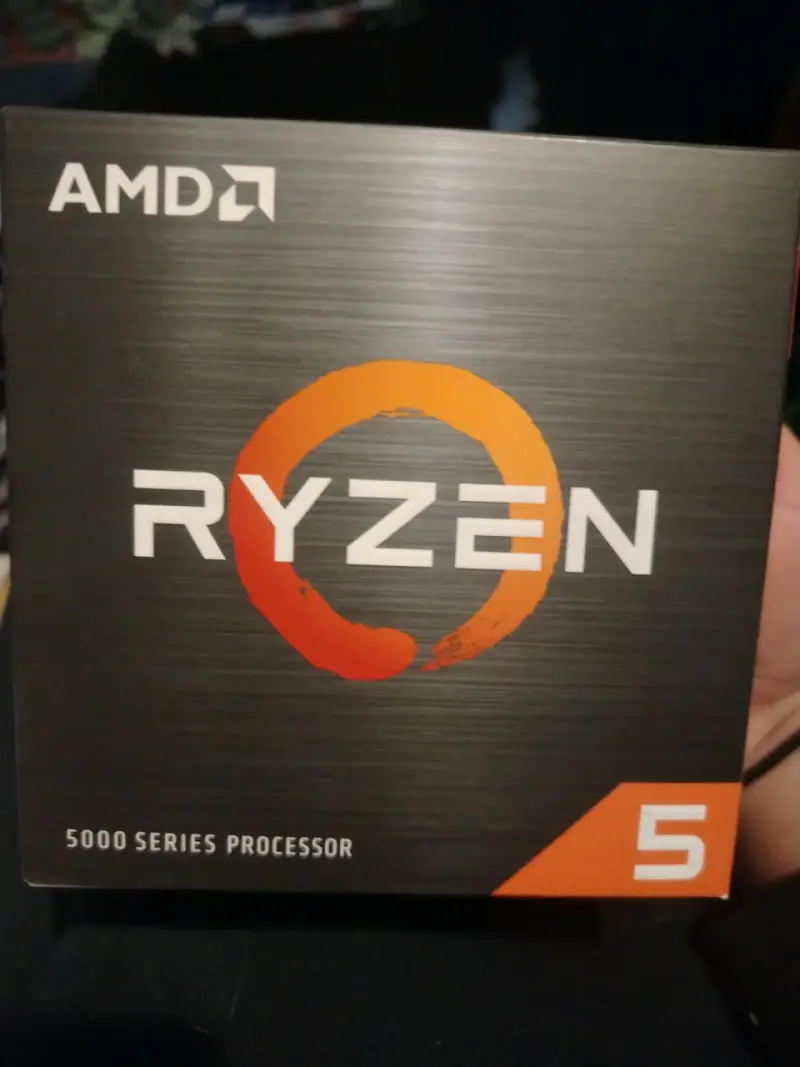 Procesador AMD Ryzen 5 5000 - 1
