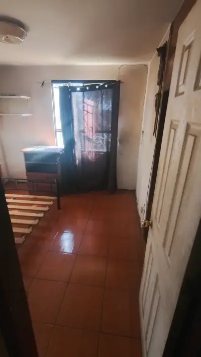 Se arrienda habitación amplia - miniatura 2