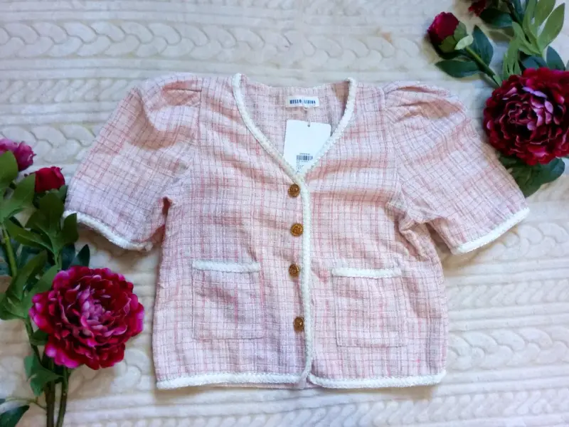 Blusa rosada de tela tejida - 1