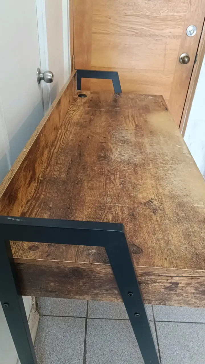 Escritorio fierro y madera - 2