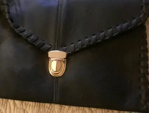 Cartera de cuerina negra - 3