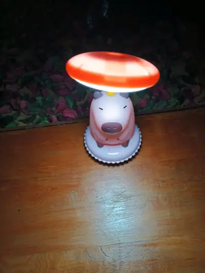 Lámpara de mesa capibara - miniatura 2