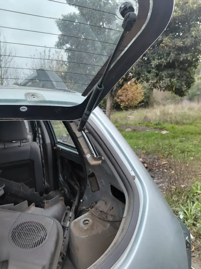 Motor de automóvil usado hyundai tucson en desarme - 4