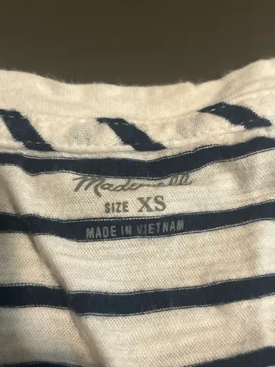 Polera rayada sin mangas - miniatura 2
