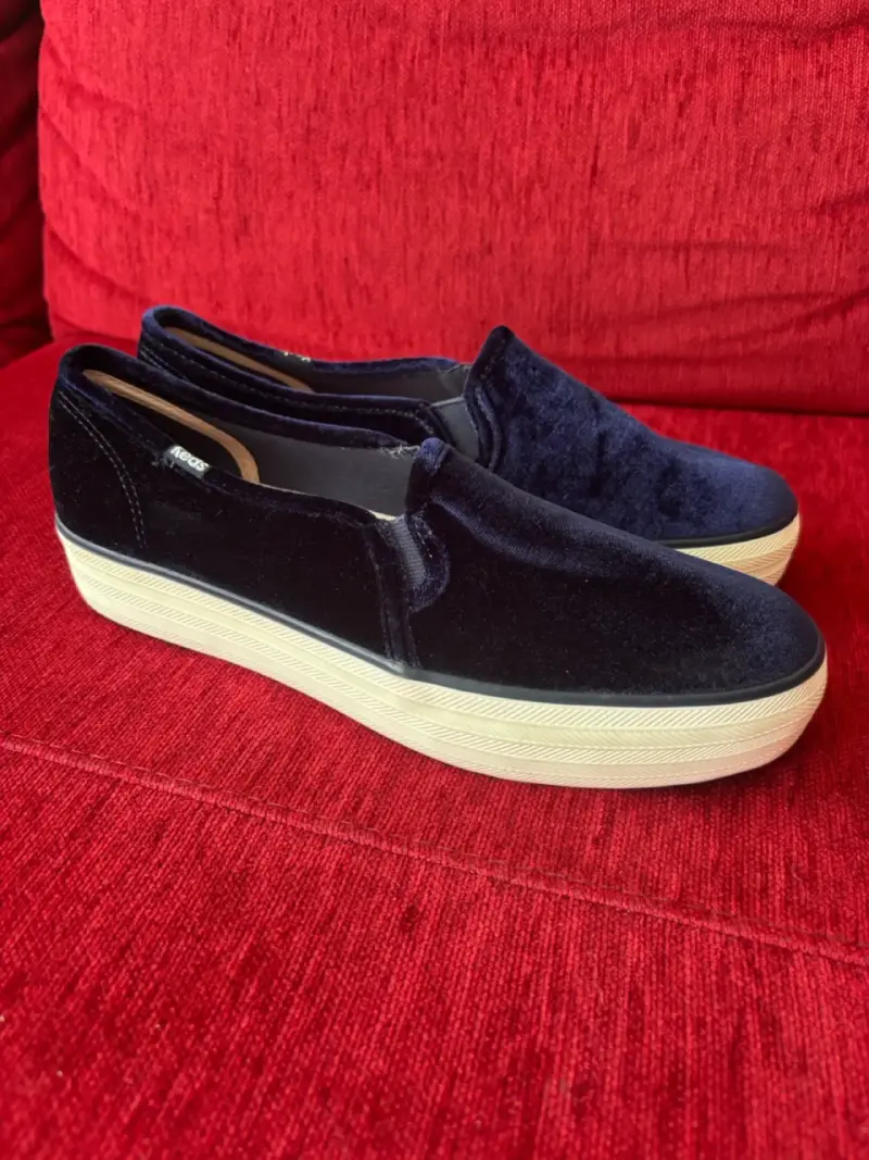 Zapatos azules de terciopelo - 2