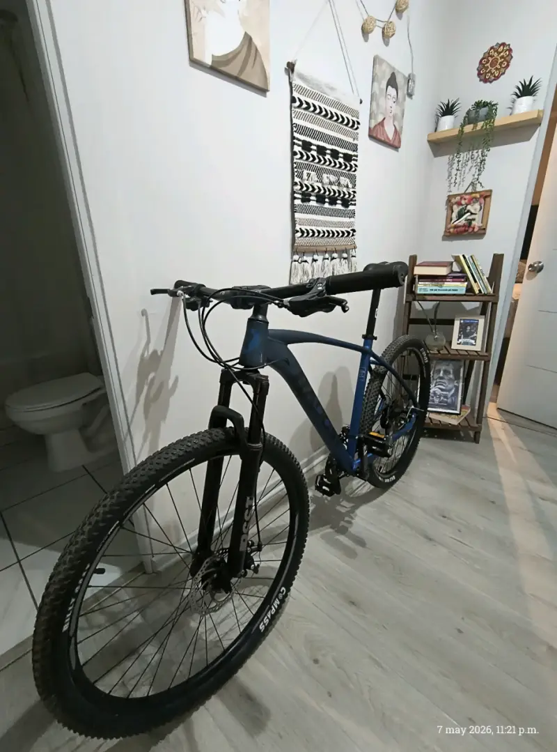 Bicicleta de montaña azul - 5