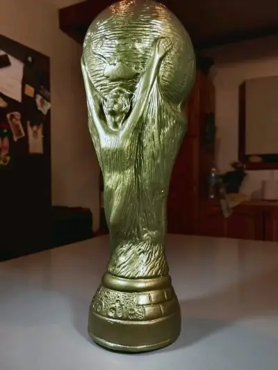 Copa Mundial réplica oficial alcancía - miniatura 1