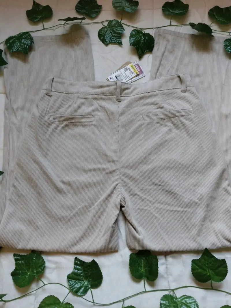 Pantalones beige nuevos - 4