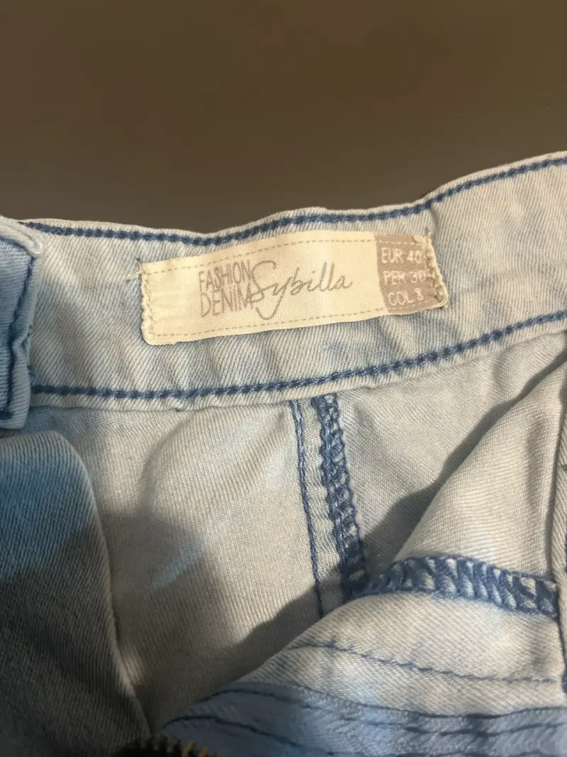 Shorts de mezclilla claros - 2
