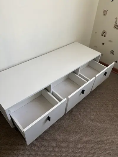 Mueble TV blanco minimalista - miniatura 4