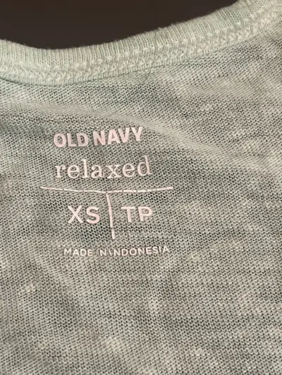 Polera sin mangas verde claro - miniatura 2