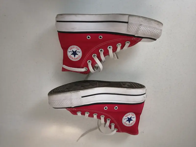 Zapatillas Converse rojas caña lona N.35 - 1