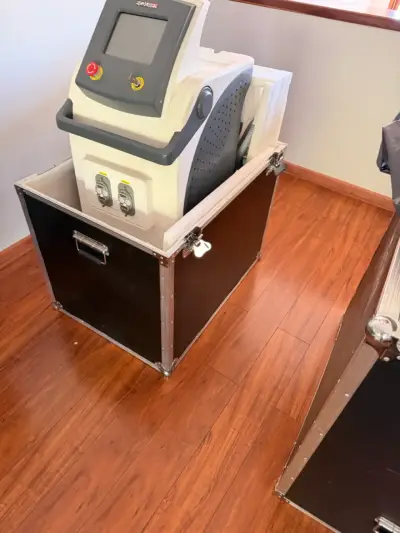 Máquina de depilación láser EQUIES QUEEN 2.0 - miniatura 1