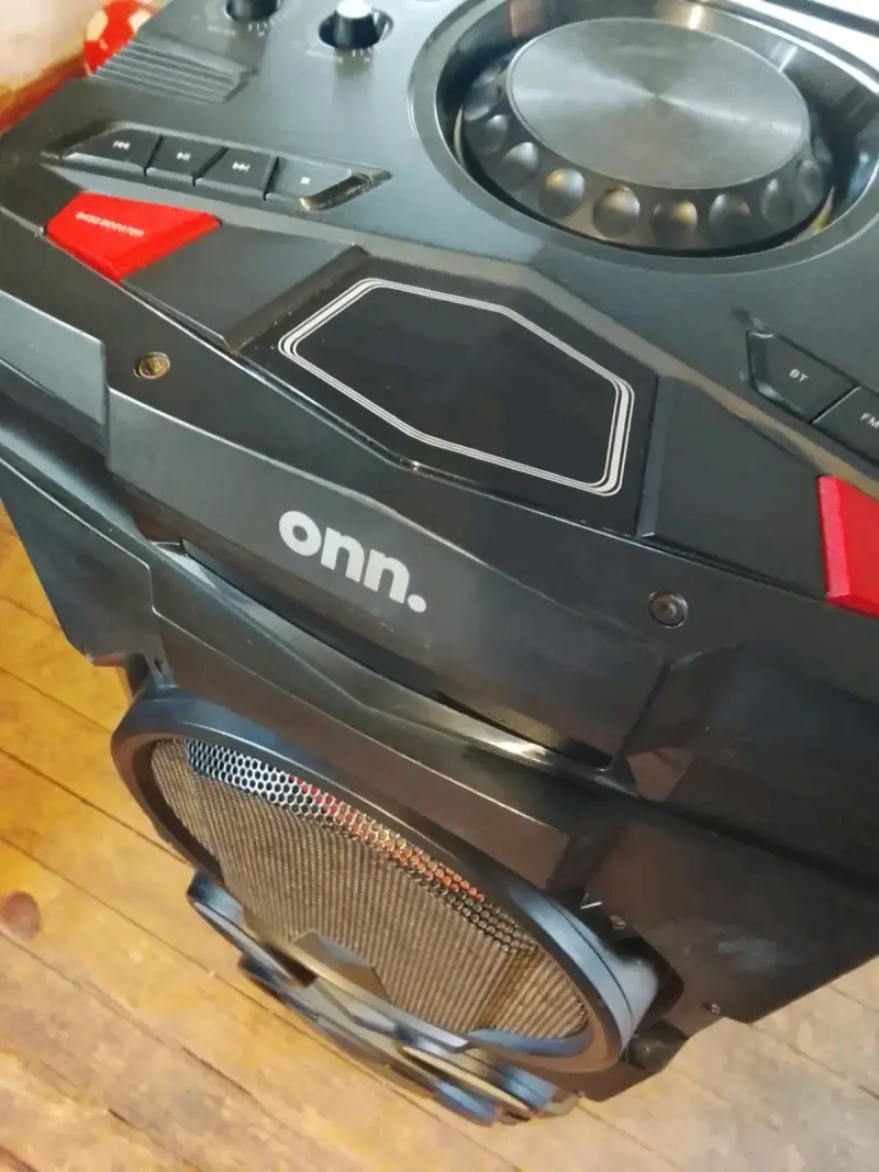 Parlante Bluetooth ONN grande - 1