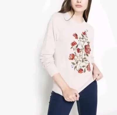 Polerón beige con flores bordadas - miniatura 1