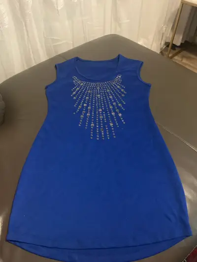 Vestido azul con apliques brillantes - miniatura 1