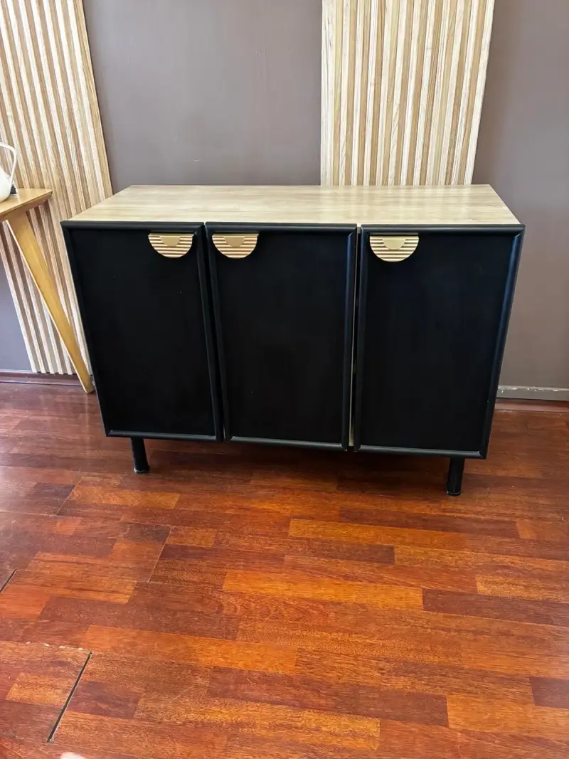Mueble Buffetero negro y madera - 1