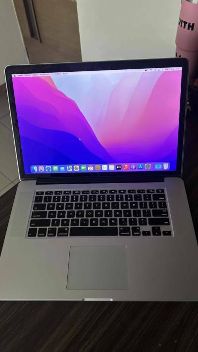 MacBook Pro Retina 15” Mid 2015 - miniatura 2