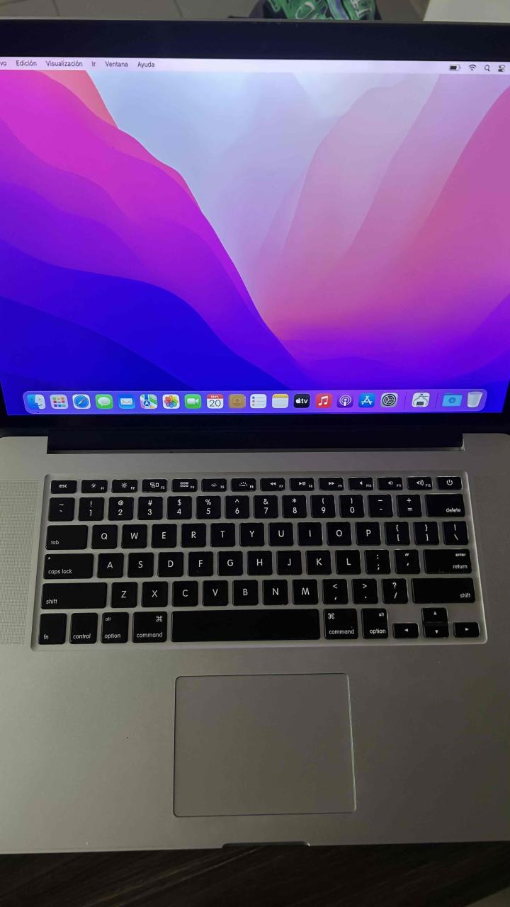 MacBook Pro Retina 15” Mid 2015 - 4