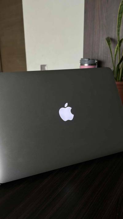 MacBook Pro Retina 15” Mid 2015 - miniatura 5