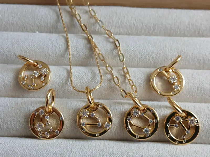 Conjunto collar y colgantes Zodiacal - 1