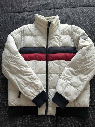 Parka Tommy Hilfiger Tipo Puffer Talla L - miniatura 1