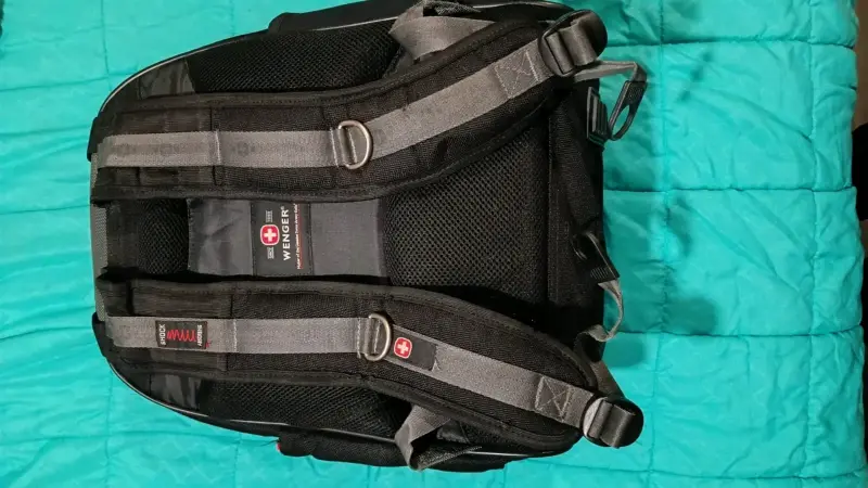 Mochila Wenger negra resistente - 2