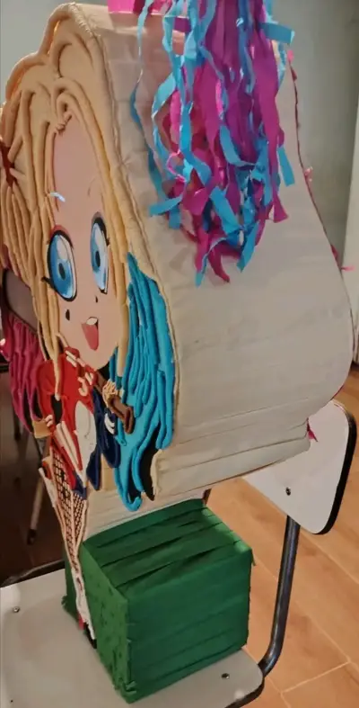 Piñata Harley Quinn - miniatura 4