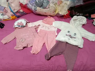 Set ropa de bebé - miniatura 1