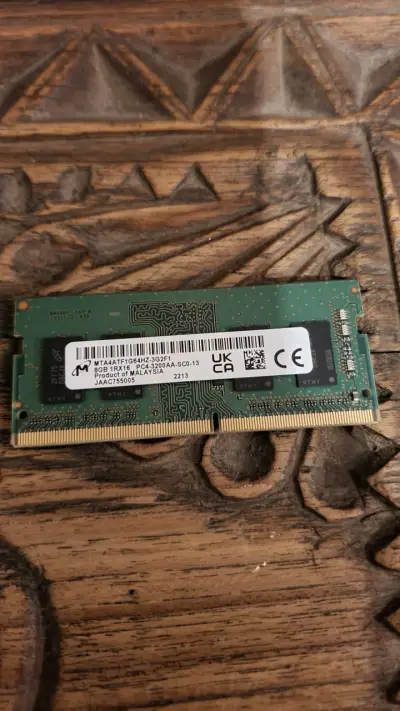 Memoria RAM 8GB DDR4 - miniatura 1