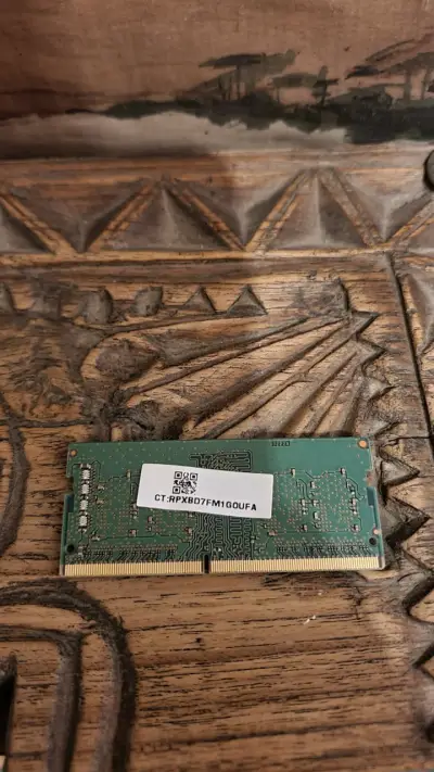 Memoria RAM 8GB DDR4 - miniatura 3
