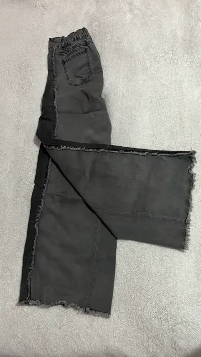 Jeans negros desgastados - miniatura 1