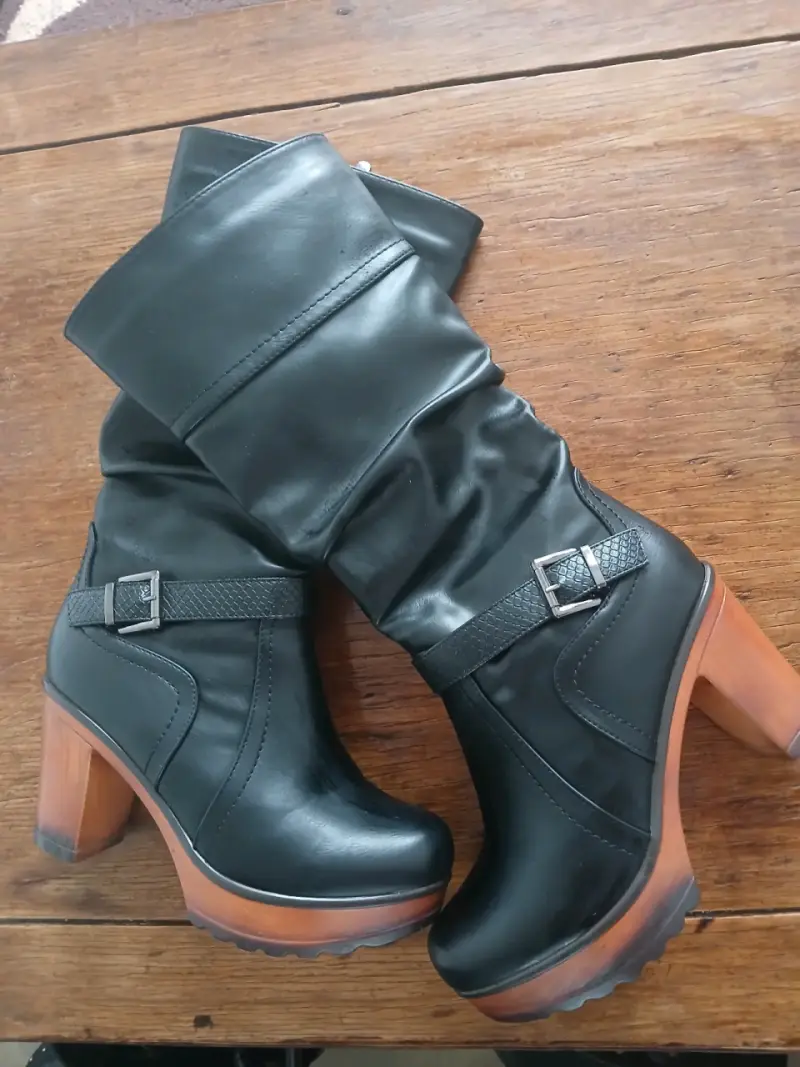 Zapatos de tacón negro estilo chunky - 4