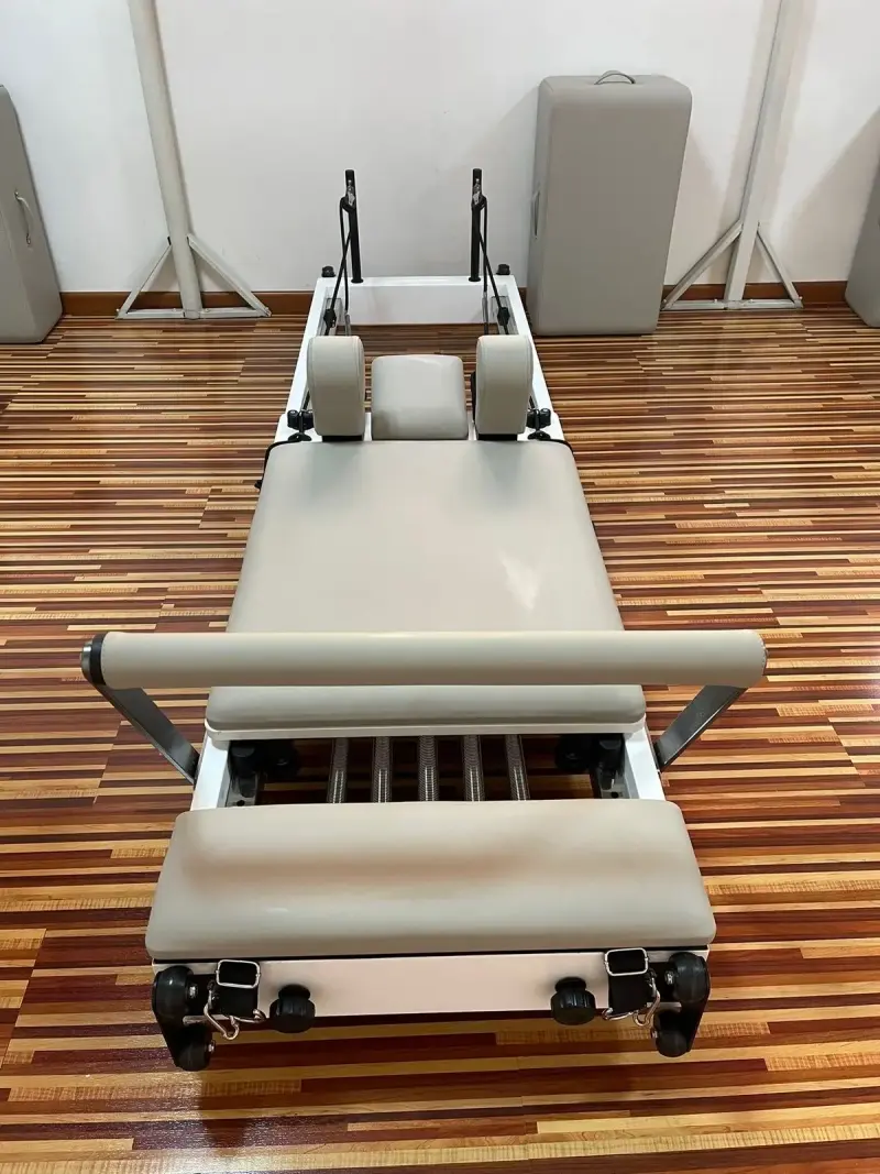 Reformer Pilates plegable seminuevo - 3