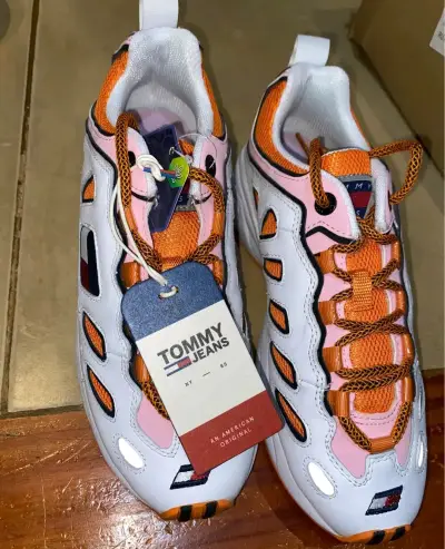 Zapatillas Tommy Jeans blancas y naranjas - miniatura 1
