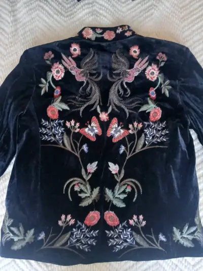 Chaqueta de terciopelo bordada - miniatura 1