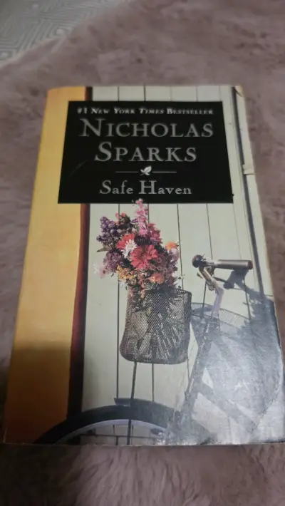 Libro 'Safe Haven' de Nicholas Sparks - miniatura 1