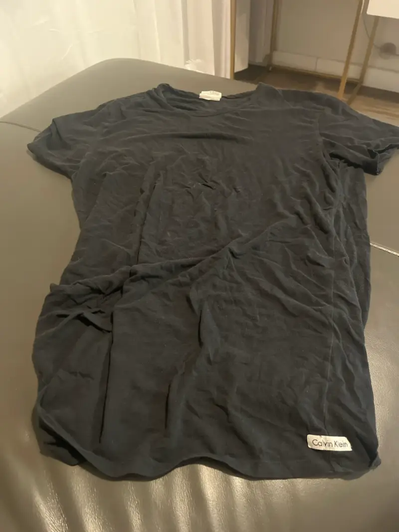 Polera negra Calvin Klein - 1