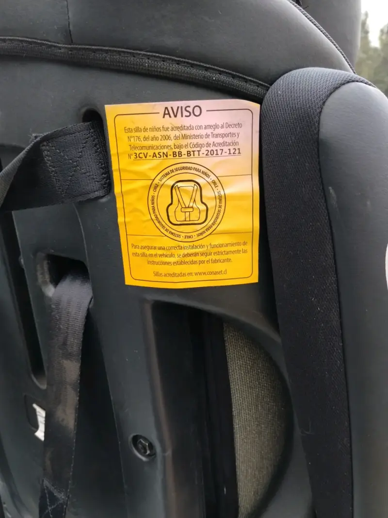 Silla de auto Bebesit negra - 2
