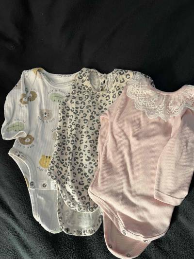 Conjunto de bodies para bebé - miniatura 1