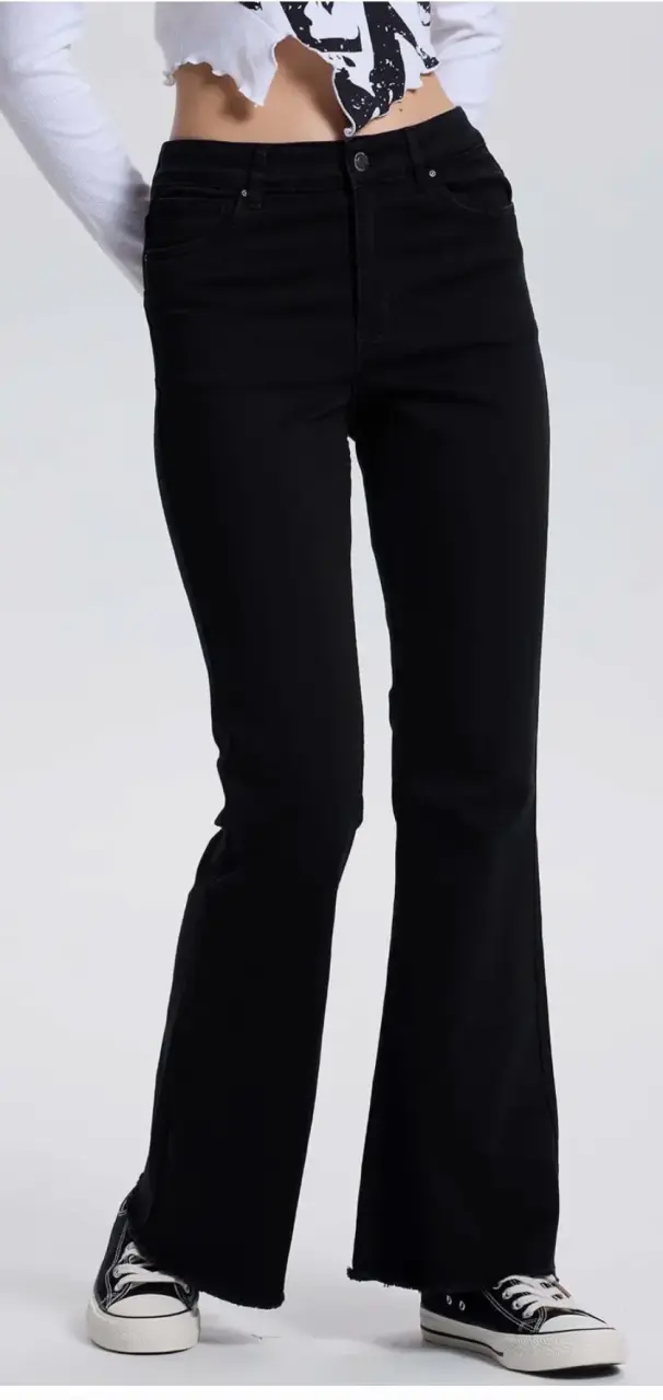 Pantalones acampanados - 1