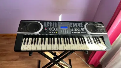 Teclado eléctrico con soporte - miniatura 2
