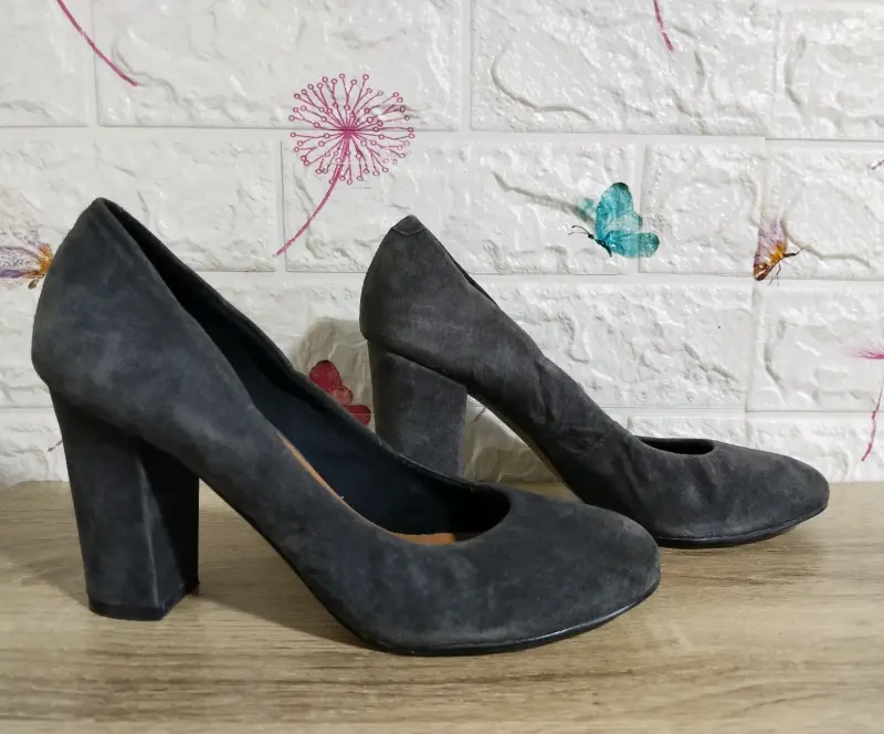 Zapatos de tacón gris Via Uno - 1