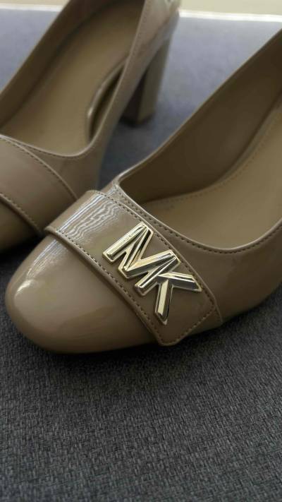 Zapatos MK Jilly Flex Pump Size 35/36 Originales - miniatura 1